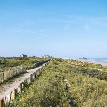 In Near The * Blankenberge